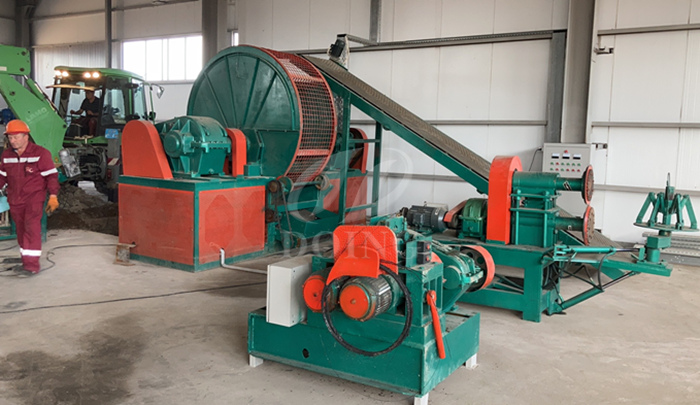 Waste tire to rubber powder production line