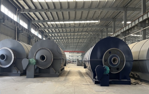 Thailand client ordered a set of 18TPD rubber tire pyrolysis plant