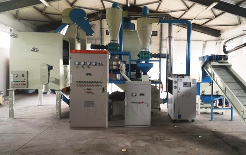 200-300kg/h empty blister packs recycling machine was successfully put into production in Poland