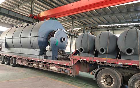 One set of 12T waste plastic to fuel oil plant was shipped to India